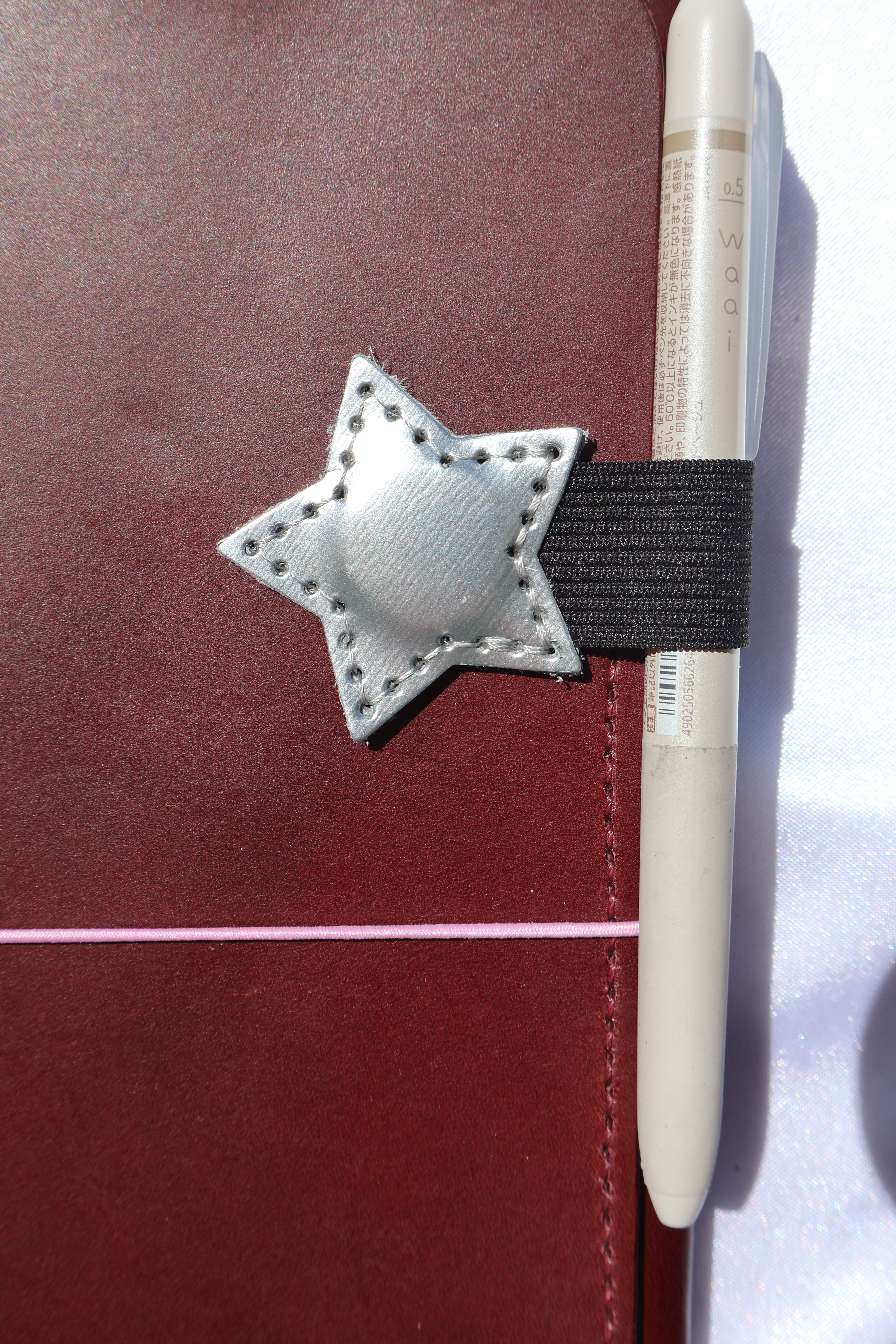 Star Magnet Pen Holder