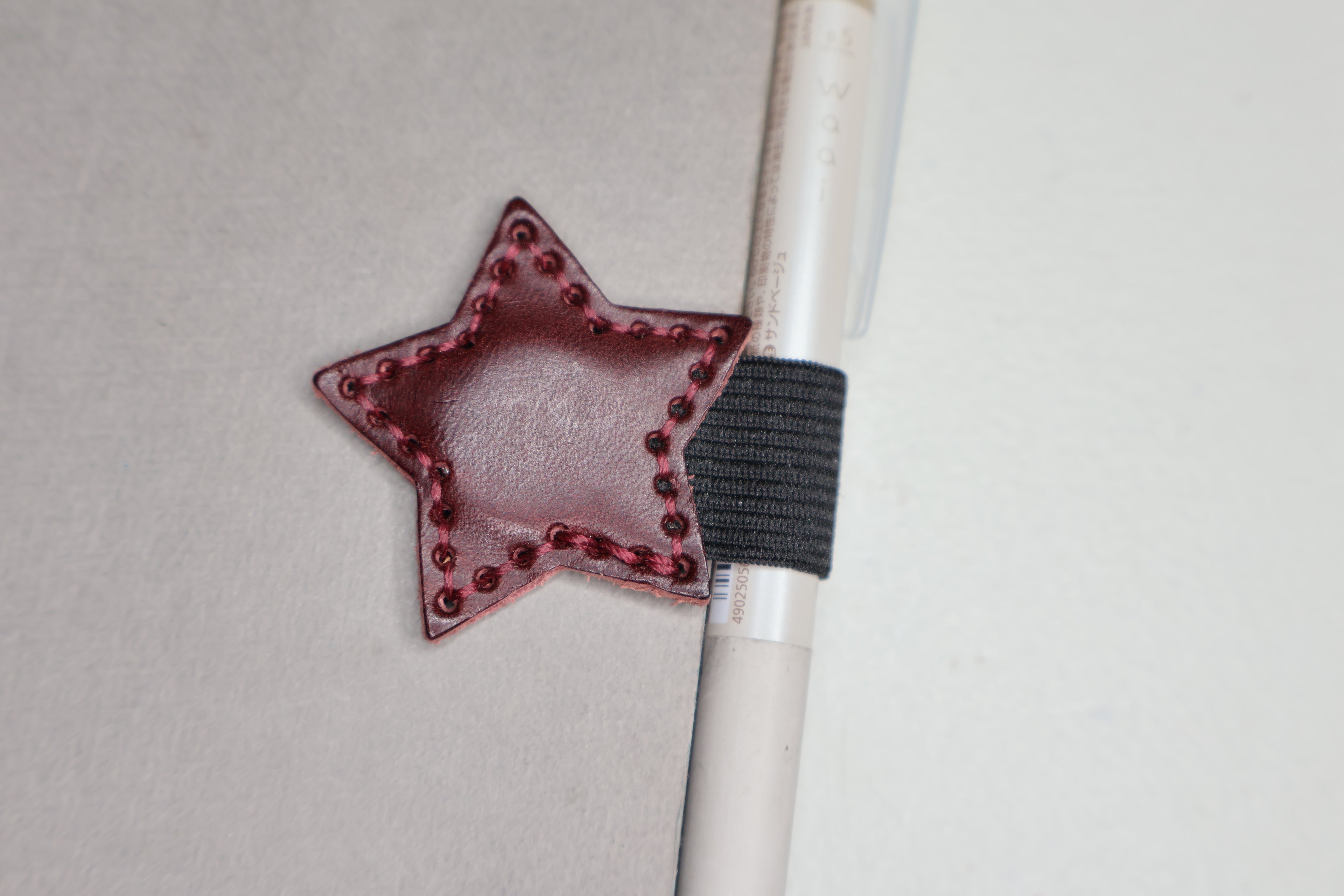 Star Magnet Pen Holder